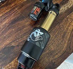 Fox Racing Shox Float X2 Dämpfer 230x62,5 – neuwertig, aus Februar 2025