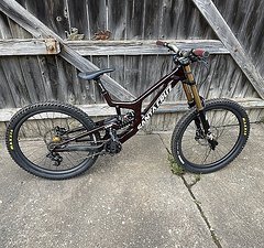 Santa Cruz Bicycles V10.7