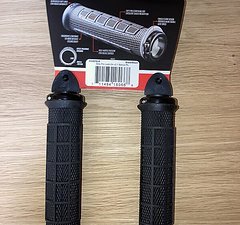 ODI ELITE PRO V2.1 GRIFFE Schwarz - 1x gefahren