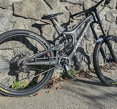 Santa Cruz Bicycles V10