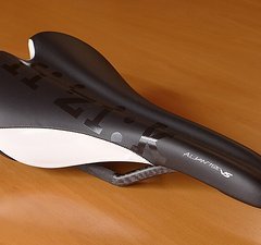 Fizik Aliante VS Carbon