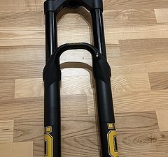 Öhlins RXF36 m2 Air TTX18 180mm, NEU