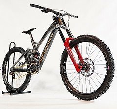 Mondraker Summum Carbon Gr.L SEASONBIKES