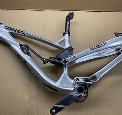 Alutech Sennes 3.0 Rahmen Gr. S Freeride / Downhill Bike