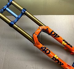 Fox Racing Shox 40 Kashima Factory Shiny Orange 27,5 GRIP 2