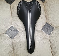 Selle Italia Carbon SLR