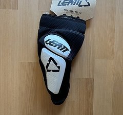 Leatt 3DF 6.0, Knieprotektoren Gr S/M