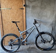 Banshee Rune V2 -Größe L- RAW 650B