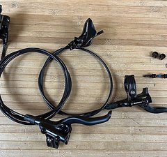 Shimano BR-MT420 Scheibenbremse 4-Kolben vorne + hinten *NEU*