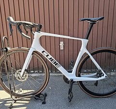 Cube Agree C:62 Carbon