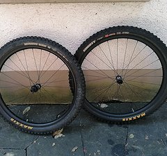 Newmen Evolution SL A35 DT 350 Mullet Laufradsatz RLS Boost 29" u. 27,