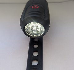 Sigma Sport LED Akku Scheinwerfer Aura 45 USB | StVZO