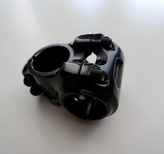 Chromag Bikes HiFi V2 Vorbau 1 1/8" | 31,8mm - schwarz poliert