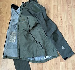 Leatt MTB Jacket Hydradri 5.0 Pine *Neu, unbenutzt*