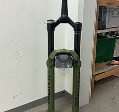RockShox Lyrik Ultimate Flight Attendant 160mm 15x110mm 44mm Offset