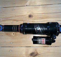 RockShox Super Deluxe R Dämpfer 230x65mm neu