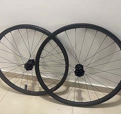 Specialized Traverse Carbon