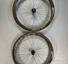 Zipp 303 S Laufradsatz - 28" | Carbon | Hookless | 12x100mm | 12x142mm