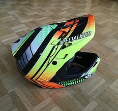 Specialized Fullface Downhill Helm Dissident Troy Brosnan Signature schwarz/gelb/orange/rot/grün Größe S