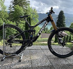 Trek Session 9.9 29er DH - medium- dreambuild