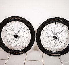 Syncros Silverton 1.0 Carbon-Laufradsatz 29" Boost, 6-Loch