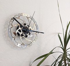 Soulriderart Wanduhr MTB Bremsscheibe | Perfektes Geschenk oder Deko für Radfahrer