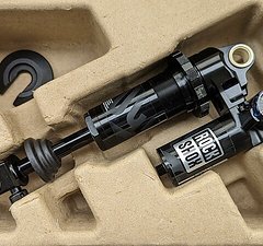 RockShox Super Deluxe Coil Ultimate RC2T 210x55 inkl Feder