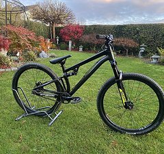 Specialized P Slope dirtbike slopstyle 2016