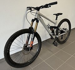 Raaw Madonna V2.2 L, FOX X2+38er, Direttissima, Transmission XO, Enve!!