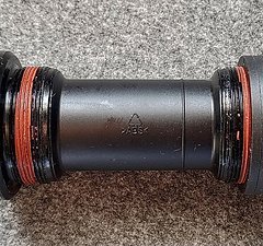 Shimano Deore Innenlager Hollowtech II BB-MT501