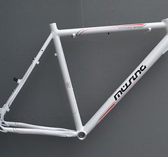 Müsing Offroad Sport Mountainbike Rahmen 58,5 cm in weiss 26" NR102