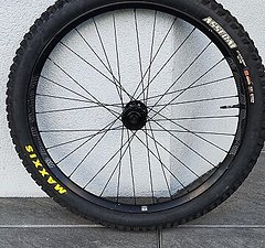 E*Thirteen VR Laufrad 27,5 15x110 boost mit Assegai