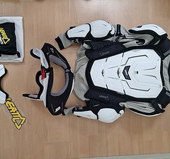 Leatt Brace Brace Body Protector + Neck Brace neuwertig