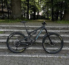 Santa Cruz Bicycles Bronson