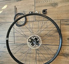 Newmen Performance 25 Disc 28/29" inkl. Rohloff 500/14 Disc Nabe Neu