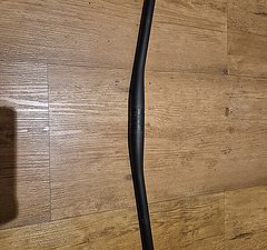Santa Cruz Bicycles Carbon Flat Bar Lenker 760mm