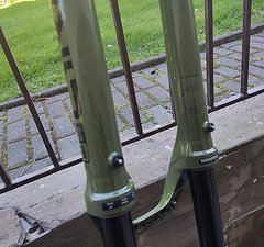 RockShox 29" Lyrik Ultimate Charger 3 RC2 160mm grün