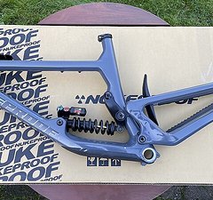 Nukeproof Giga290 2023 | Rahmen Gr. L | Neuwertig