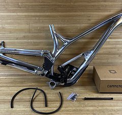 Commencal Supreme DH V4 Rahmen Gr. L High Polished 2022