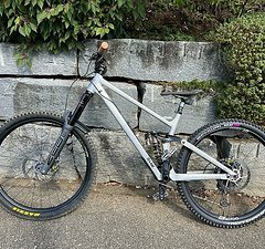 Raaw Madonna V2 .1 - Gr.L - Foliert - AXS - EXTStoriaV3 - ZEB Ultimate 2023 - DTSwiss