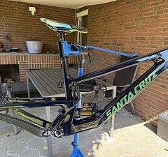 Santa Cruz Bicycles Megatower V2 CC XL Rahmen Transl.Blue Carbon Foliert