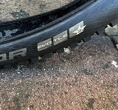 Schwalbe Rock Razor 27.5x2.35 EVO TLE Pace Star