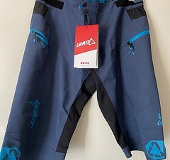 Leatt DBX 5.0 Shorts All Mountain - blau Gr.L