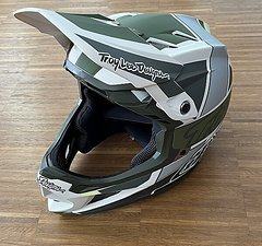 Troy Lee Designs D4 Composite Helm - Military Green - Größe L