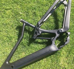 Dengfu E-Bike MTB Fully Carbon-Rahmen