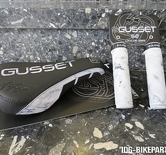 Gusset Matt Jones Signature Pivotal Dirtjump Sattel & Griffe