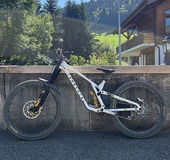 Commençal Supreme V5 Rahmen