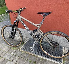 Fusion Freak RH M mit tapered FOX 34 - 27,5"