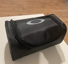 Oakley Goggle Soft Case Tasche (schwarz)