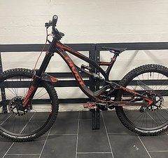 Pivot Cycles Phoenix Carbon 2018 27.5 Gr. M